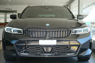 BMW 320d xDrive 48V Touring Steptronic M Sport