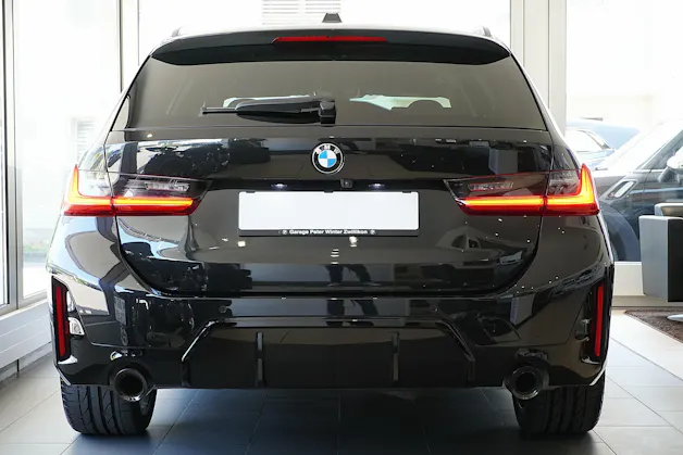 BMW 320d xDrive 48V Touring Steptronic M Sport
