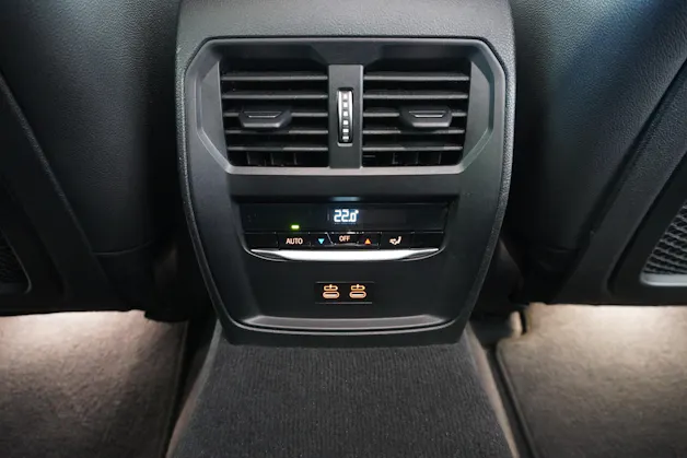 BMW 320d xDrive 48V Touring Steptronic M Sport