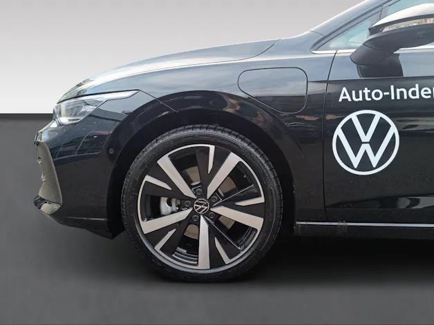 VW Golf 1.5 TSI PHEV Style