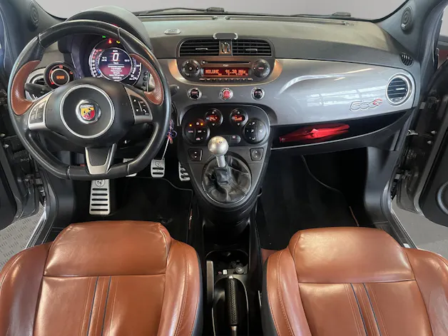 Fiat 595C 1.4 16V Turbo Abarth Turismo 160PS