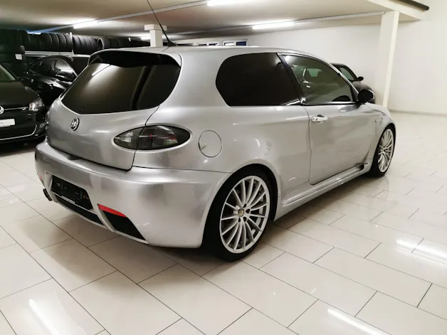Alfa Romeo 147 3.2 GTA