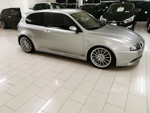 Alfa Romeo 147 3.2 GTA