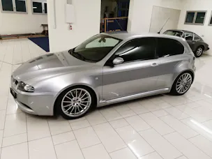 Alfa Romeo 147 3.2 GTA