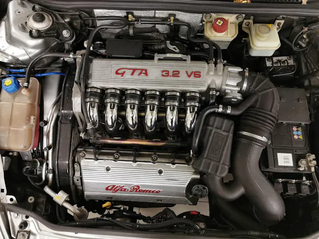 Alfa Romeo 147 3.2 GTA