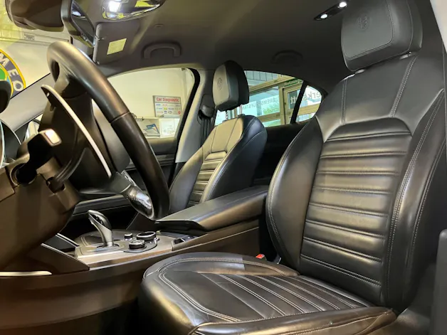 Alfa Romeo Stelvio 2.0 First Edition Q4 Automatic Anhängerkupplung