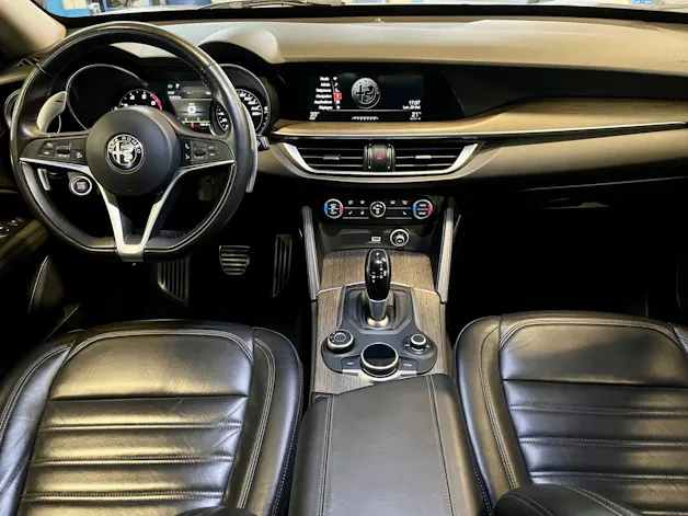 Alfa Romeo Stelvio 2.0 First Edition Q4 Automatic Anhängerkupplung