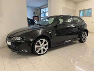 Alfa Romeo 147 3.2 GTA