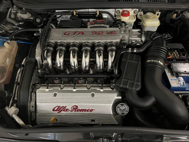 Alfa Romeo 147 3.2 GTA