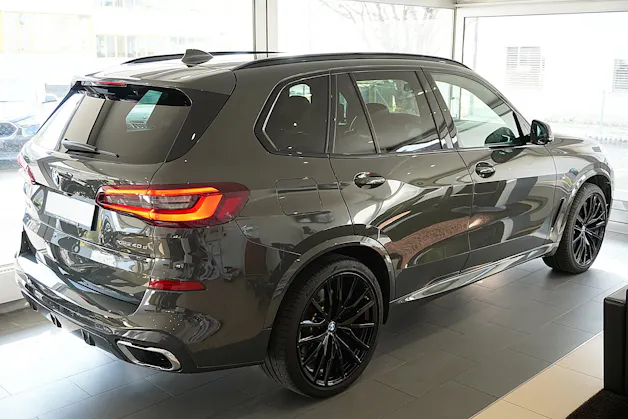 BMW X5 xDrive 48V 40d M Sport Steptronic