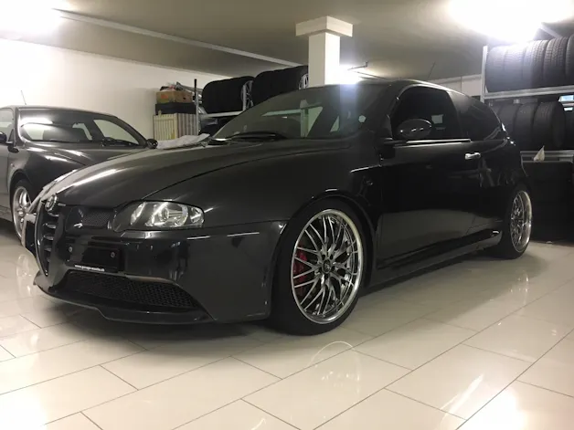 Alfa Romeo 147 3.2 GTA