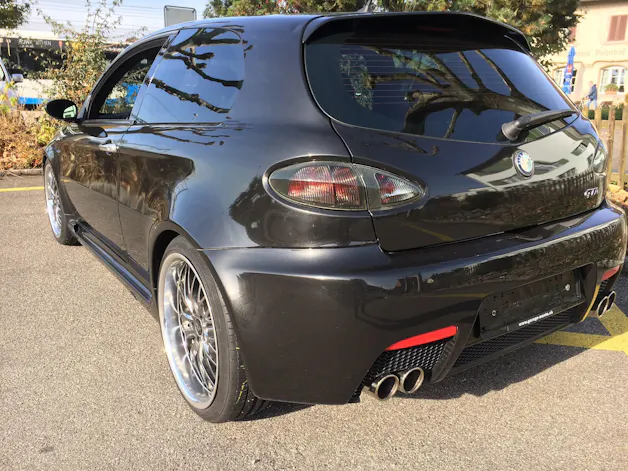 Alfa Romeo 147 3.2 GTA