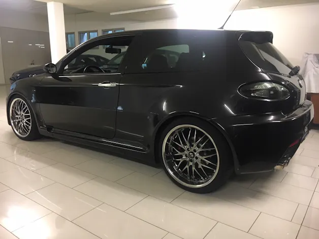 Alfa Romeo 147 3.2 GTA