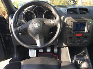 Alfa Romeo 147 3.2 GTA