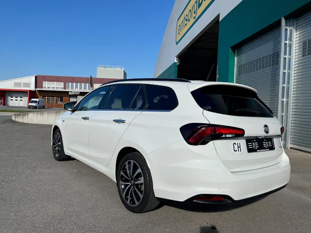 Fiat Tipo 1.4TJet Station Wagon Lounge Leder