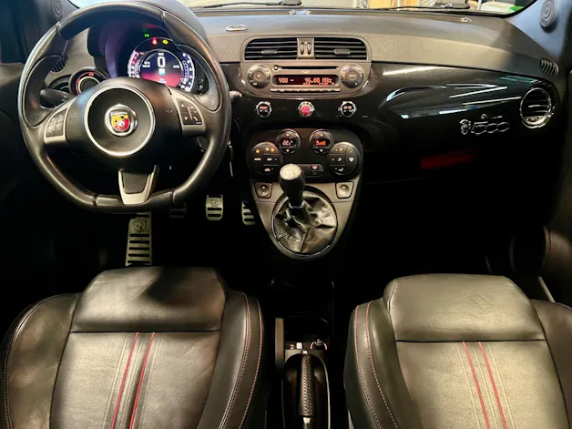 Fiat 595 1.4 16V Turbo Abarth Turismo 160PS