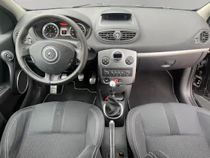Renault Clio 2.0 16V Sport