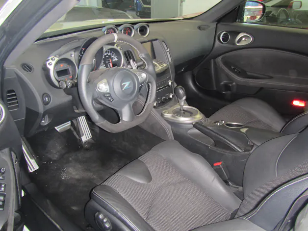 Nissan 370 Z Pack Automatic