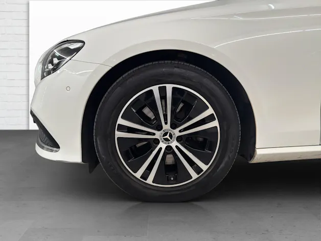 Mercedes-Benz E 220 d Swiss Star 4Matic T