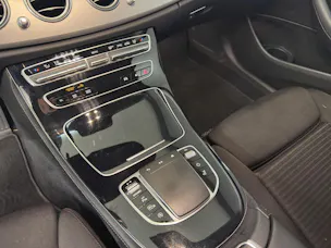 Mercedes-Benz E 220 d Swiss Star 4Matic T
