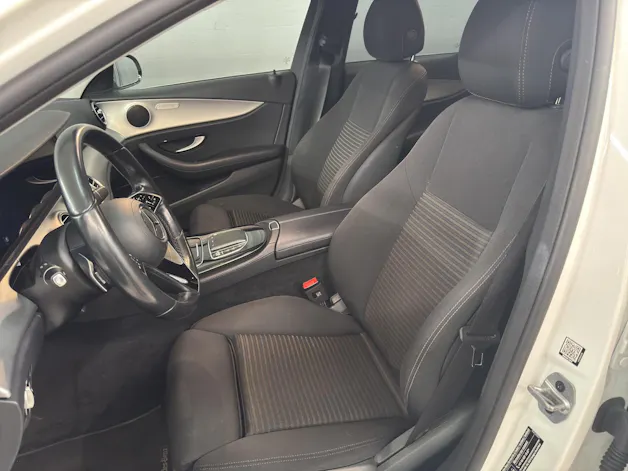 Mercedes-Benz E 220 d Swiss Star 4Matic T