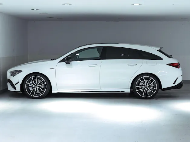 Mercedes-Benz CLA 35 AMG 4MATIC Shooting Brake