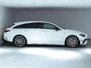 Mercedes-Benz CLA 35 AMG 4MATIC Shooting Brake