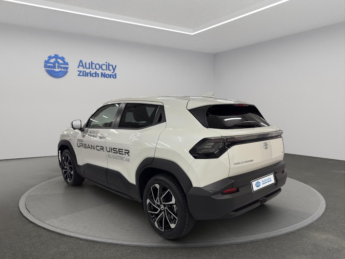 Vehicle image TOYOTA UrbanCruiser