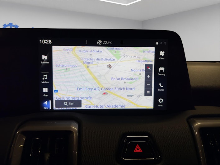 Vehicle image TOYOTA UrbanCruiser