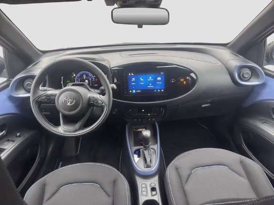 Vehicle image 12 Vehicle image 12