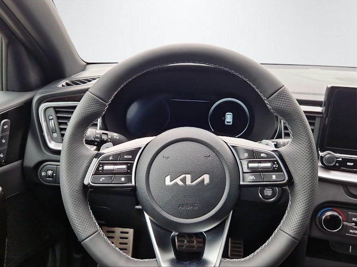 Vehicle image KIA CEED