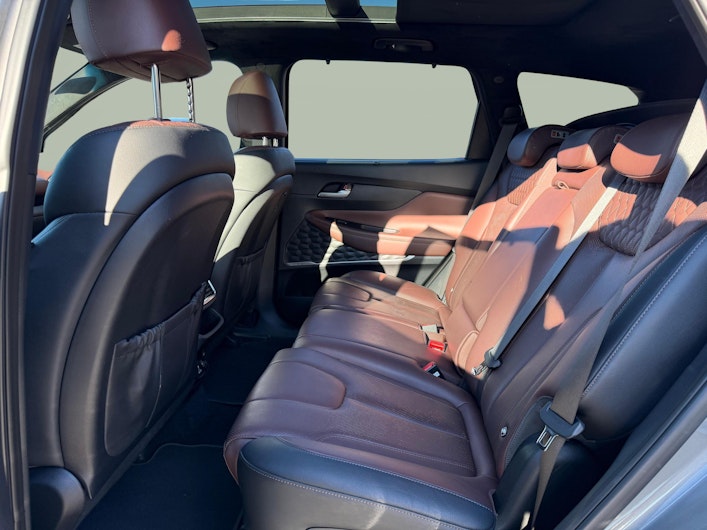 Fahrzeugbild HYUNDAI SANTA FE