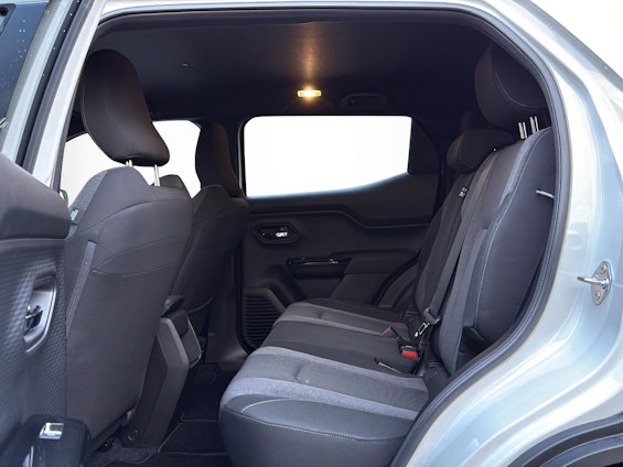 Vehicle image 10 Vehicle image 10