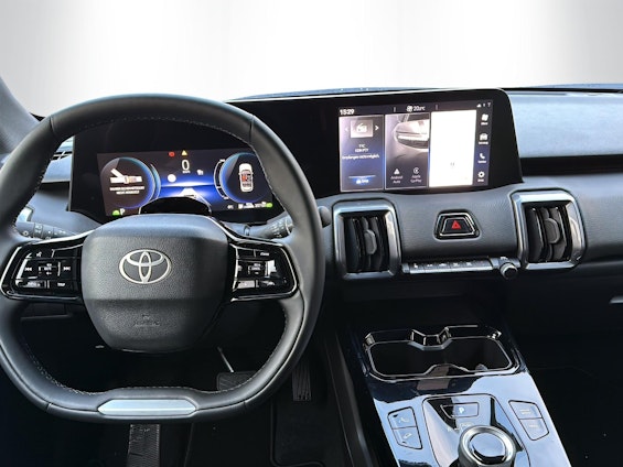 Vehicle image 3 Vehicle image 3