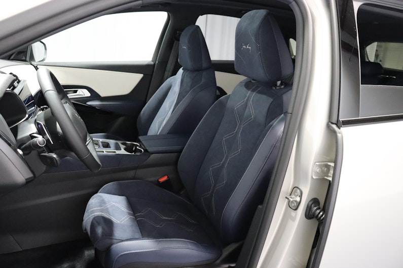 Vehicle image DS AUTOMOBILES DS7