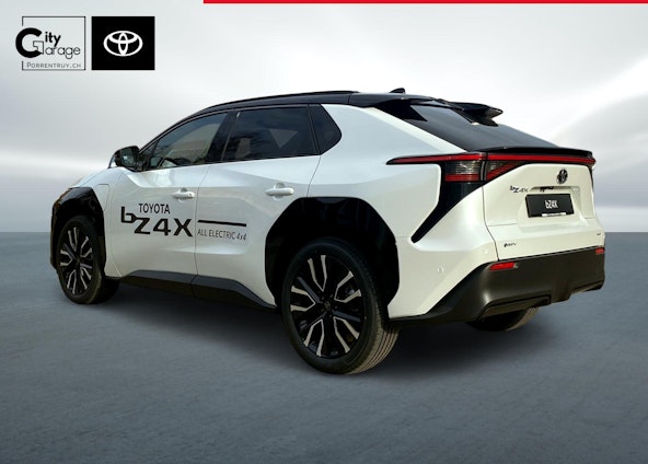 Vehicle image 8 Vehicle image 8