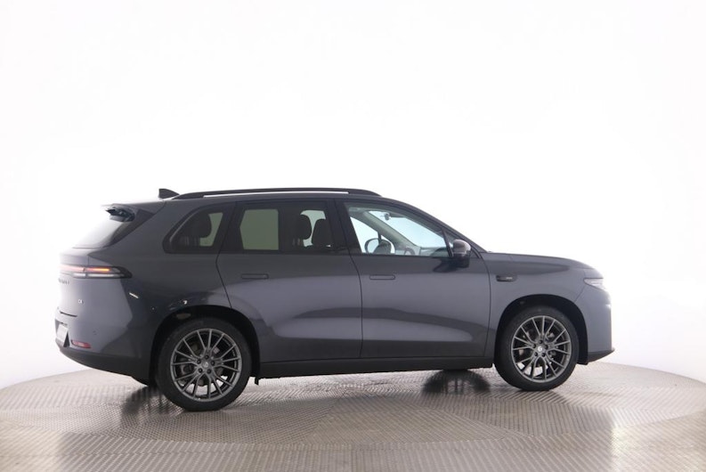 Vehicle image LEAPMOTOR C10