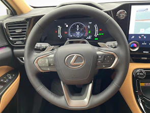 immagine del veicolo LEXUS NX 450h+ Excellence ab 1.9% Leasing