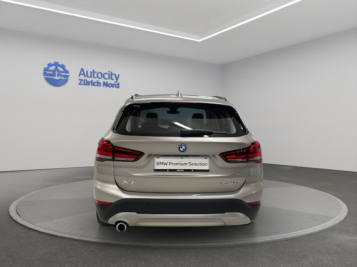 Vehicle image BMW X1