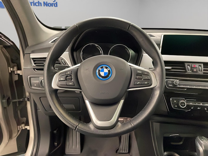 Vehicle image BMW X1