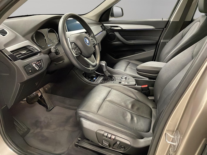 Vehicle image BMW X1