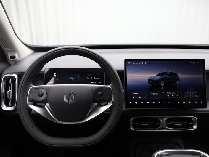 Vehicle image LEAPMOTOR B10