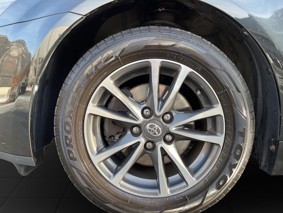 Vehicle image 8 Vehicle image 8