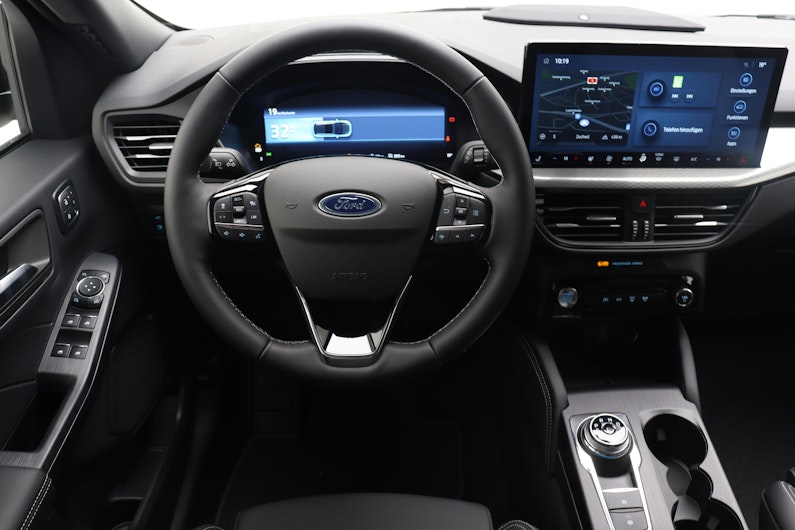 Vehicle image FORD KUGA