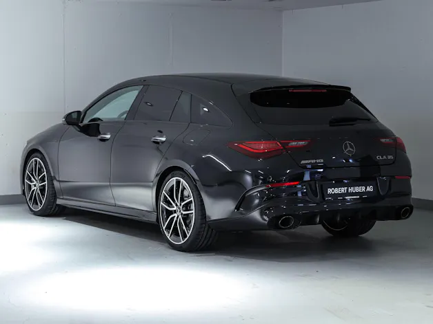 Mercedes-Benz CLA 35 AMG 4MATIC Shooting Brake