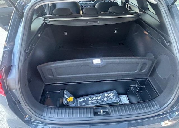 Vehicle image 6 Vehicle image 6