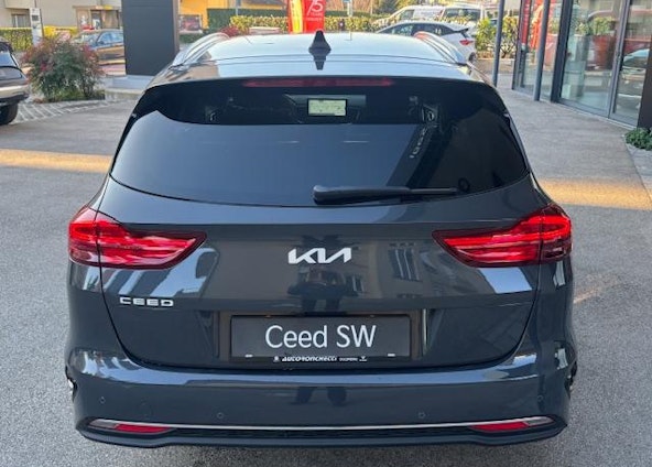 Vehicle image 2 Vehicle image 2