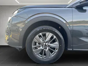 Peugeot 5008 1.2 Hybrid 145 Allure Premium
