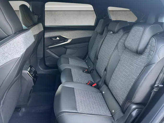 Peugeot 5008 1.2 Hybrid 145 Allure Premium