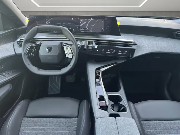 Peugeot 5008 1.2 Hybrid 145 Allure Premium